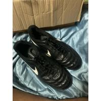 ราคา รองเท้าฟุตบอลมือสองร้อยปุ่ม Nike tempo 42/265สภาพดีไม่ปริไม่เปิด ใช้งานไม่มาก ปุ่มยังหนา (49758102253)