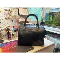 ราคา กระเป๋าทรงหมอน Vivienne Westwood แท้มือสอง 14" (13783808364)
