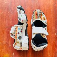ราคา ขายมือสอง NIKE AIR RIFT LIBERTY Size : 39 25cm สภาพใช้งกานปกติ พื้นเต็ม เบาใส่สบาย แท้100%ไม่มีกล่อง (23430673883)