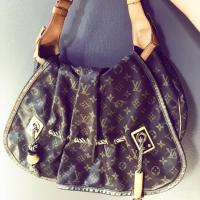 ราคา กระเป๋าสะพายหลุยส์แท้ มือ2จากญี่ปุ่น (625277134)