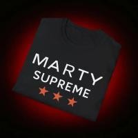 ราคา เสื้อยืดลายการ์ตูน Marty Supreme สามดาว ผ้าฝ้าย 100% สำหรับทุกเพศ รุ่น 2026 แฟชั่นใหม่สำหรับผู้ชาย เสื้อยืดแขนสั้นสไตล์ (50106376536)