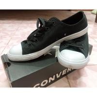ราคา รองเท้า #Converse สีดำ #ของแท้ (8266868167)