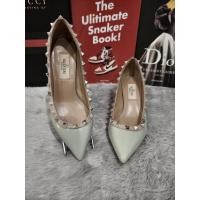 ราคา (ตำหนิ)รองเท้าValentinoงานมือสองงานตู้ญี่ปุ่นSz35/22.5cm (41707877992)