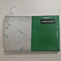 ราคา Freitag blair F05 มือสอง เขียวสกรีนขาวน่ารัก ไม่มีแทค (1857013537)