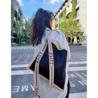 ราคา 2bagtoyou กระเป๋าผ้าพลีท love งานผลิตกระเป๋าอัดพลีทมินิมอล (10855575197)