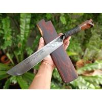 ราคา มาเชเต้ machete มีดเดินป่า มีดด้ามบ้อง มีดสนาม มีดแคมป์ ใบ 11” ตีร้อนชุบแข็ง ผิวขัดตอกลาย ด้ามต่อไม้พยูงแกะจงอาง ฝักพยูง (15494296012)