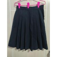 ราคา กระโปรงนักเรียนสีกรมเข้ม น้อมจิตต์ (มือสองตัดป้ายแล้ว) (24428785056)