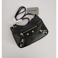 ราคา New balenciaga hip Crossbody (16839376711)