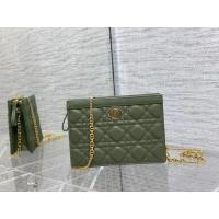 ราคา DiorCaro Zipper Clutch Pine Cypress Green LL (56657893424)