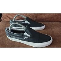 ราคา Van's Slip-on หนังปั้มลายสีดำ สภาพดีมือ2ส่งฟรี (20058515122)