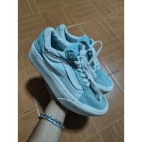 ราคา Vans สีเทาฟ้าหนอนขาว ไซร้ 35/22 มือสองของแท้ (51251394753)