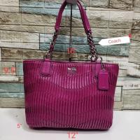 ราคา Coach Madison Gathered Leather Tote  (52957155411)