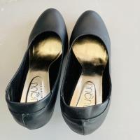 ราคา รองเท้าส้นสูง มือสอง สภาพดี (11483408437)