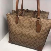 ราคา Coach Tote Signature 14.5” แท้ % (3717302850)