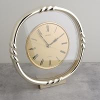 ราคา SEIKO >> นาฬิกาตั้งโต๊ะ กรอบพลาสติก สีทอง ขนาดประมาณ 22x22 cm เดินแบบกระตุก มือสองญี่ปุ่น (48755253528)