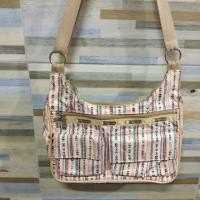 ราคา กระเป๋าสะพายข้าง Lesportsac แท้ มือสองสภาพสวย (5108349103)