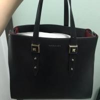 ราคา กระเป๋าสะพาย CHARLES&KEITH สีดำ (992719590)