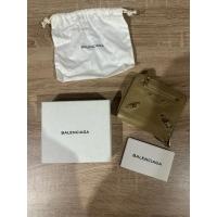 ราคา (used) ส่งต่อกระเป๋าสตางค์ Balenciaga wallet ของแท้ (28528522483)