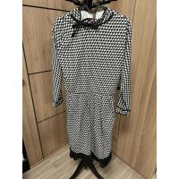 ราคา (มือสอง) No brand | เดรสผ้าไหมอิตาลี ลายชิโนริ สีขาวดำ (28503657751)