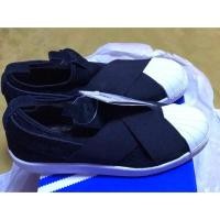 ราคา Adidas slip on สีดำ (609530986)