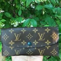 ราคา กระเป๋าสตางค์ Louis Vuitton รุ่น Emillie (7624738034)