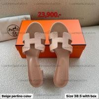 ราคา [พร้อมส่ง]: Hermes Sandals ‼️ก่อนกดสั่งรบกวนทักมาเช็คสต๊อคก่อนนะคะ‼️ (53456305443)