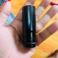 ราคา ลูกบล็อกลมดำถอดล้อ เบอร์ 21 ลูกบล็อกถอดล้อ 1/2" ยาว 80MM ลูกบล็อกถอดล้อ 21MM ใช้ได้กับบล็อกลมบล็อกแบต (29504475712)