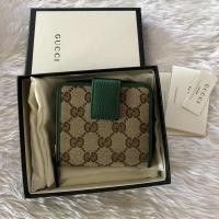 ราคา กระเป๋าสตางค์ Gucci มือสองของแท้ 100% (18114741784)