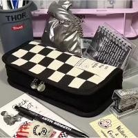 ราคา กระเป๋าใส่ปากกาลายตารางขาวดำ กระเป๋าดินสอ กระเป๋าใส่ของ กล่องดินสอ (25088526121)