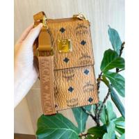 ราคา Mcm​ phonecase.​ของแท้‼️ (9697899550)