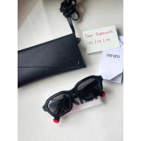 ราคา แว่นตากันแดด KENZO สภาพสวย ใส่ไป 1 ครั้ง มีกล่อง พร้อมอุปกรณ์ครบ (27372548829)