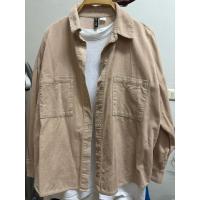 ราคา มือสอง. H&M แท้.​เสื้อเชิ๊ตผ้าลูกฟูก​ Creamy​ shade color (19975533608)
