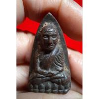 ราคา พระหลวงปู่ทวดวัดช้างไห้ พิมพ์หลังเตารีดปี 05 พระเนื้อโลหะเก่าสวยตรงตามปก (49300393047)