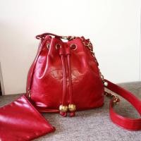 ราคา Sold​ out​♥️​Rare​ Chanel Red​ Lambskin​ Vintage CC Drawstring Bucket Bag (3537207207)