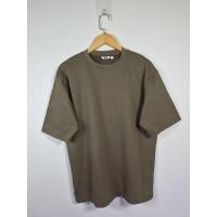 ราคา [มือสอง] เสื้อยืด Uniglo Oversized U Alrism สีเขียวออกน้ำตาลSize L (43773353050)