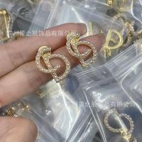 ราคา DIOR7022 พร้อมต่างหูมุกตัวอักษรป้ายหญิงแฟชั่น (55359193601)
