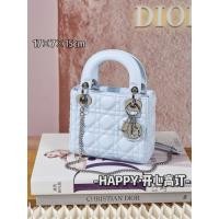 ราคา Dior Bag Lady Dior Bag Sheep Leather Three-Grid ที่ถอดออกได้ Chain Teng Checked Tote Bag ไหล่ Cross-Body tote Matte Cowhide สิทธิบัตรหนังกระเป๋าถือมินิผู้หญิง (56308868503)