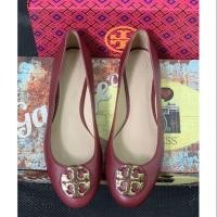 ราคา TORY BURCH CLAIRE BALLET FLAT TUMBLED LEATHER (2334059085)