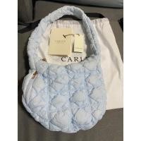 ราคา ส่งต่อ กระเป๋า carlyn soft m สี Blue ของแท้ สภาพ 99.99% (20093487106)