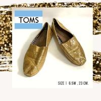 ราคา Toms รองเท้า สลิปออน สีทอง ไซส์ w6.5 มือสอง (4120059547)