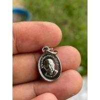 ราคา เหรียญหลวงปู่ทวดเม็ดแตง ปี2568 พร้อมใบคาถาถุงซิปปั๊มตราประทับวัดช้างให้ ออกจากวัดช้างให้ (42215129970)