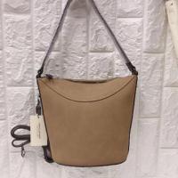ราคา กระเป๋าทรง Bucket แบรนด์แท้ David Jones สีคาราเมล (1600776890)