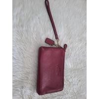 ราคา กระเป๋าตังcoachมือ2สภาพ70% (56703384436)