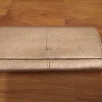 ราคา ​กระเป๋าตังค์​ tods​ gold metalic (2209462315)