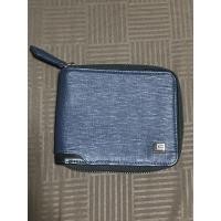 ราคา กระเป๋าสตางค์ซิปรอบยี่ห้อ Guy laroche ของแท้ มือสอง ใหม่มาก (8810543485)