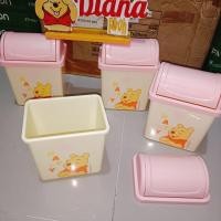 ราคา ถังขยะตั้งโต๊ะหมีพูห์ (26587937418)