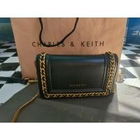 ราคา แท้✔️Outlet กระเป๋าสะพายหน้าโซ่ CK Charres&keith หน้าโซ่ พร้อมส่ง (17706542255)