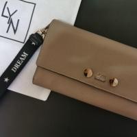 ราคา กระเป๋าสตางค์​ LYN​ ของแท้ (3734605839)