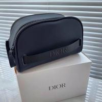 ราคา สไตล์ใหม่ Dior Dior Wilderness Double Zipper PU กระเป๋ากันน้ําขนาดใหญ่ความจุแต่งหน้าแป้งกระเป๋า Textured Men P (50058033163)