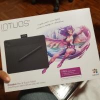 ราคา Wacom Intuos Comic – Pen and Touch Tablet (1406196989)